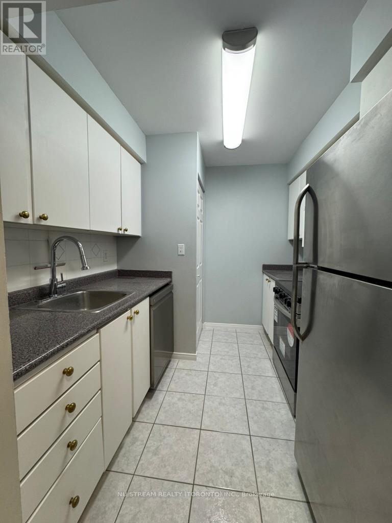 1905 - 3 Pemberton Avenue, Toronto, Ontario  M2M 4M1 - Photo 7 - C12715796