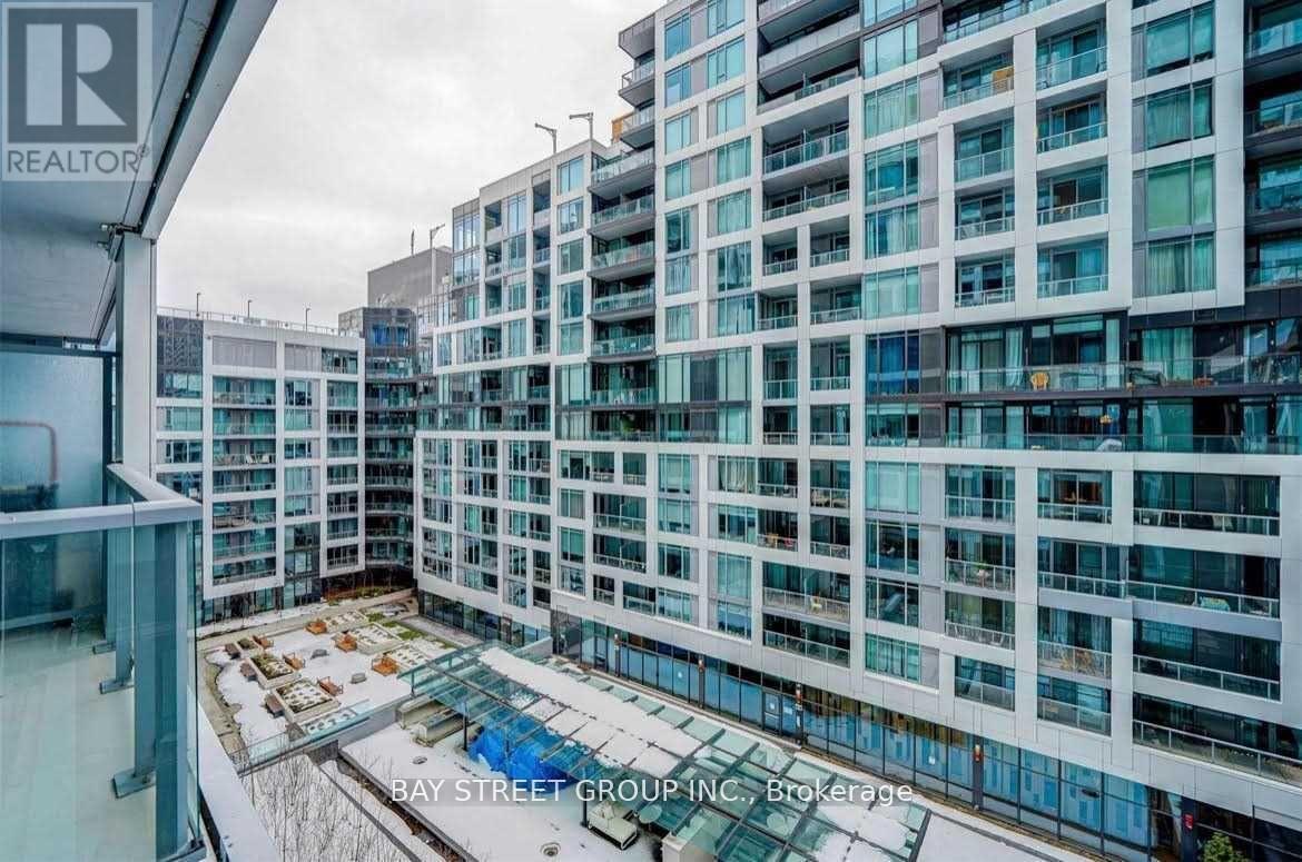 720w - 27 Bathurst Street, Toronto, Ontario  M5V 2P1 - Photo 18 - C12715804