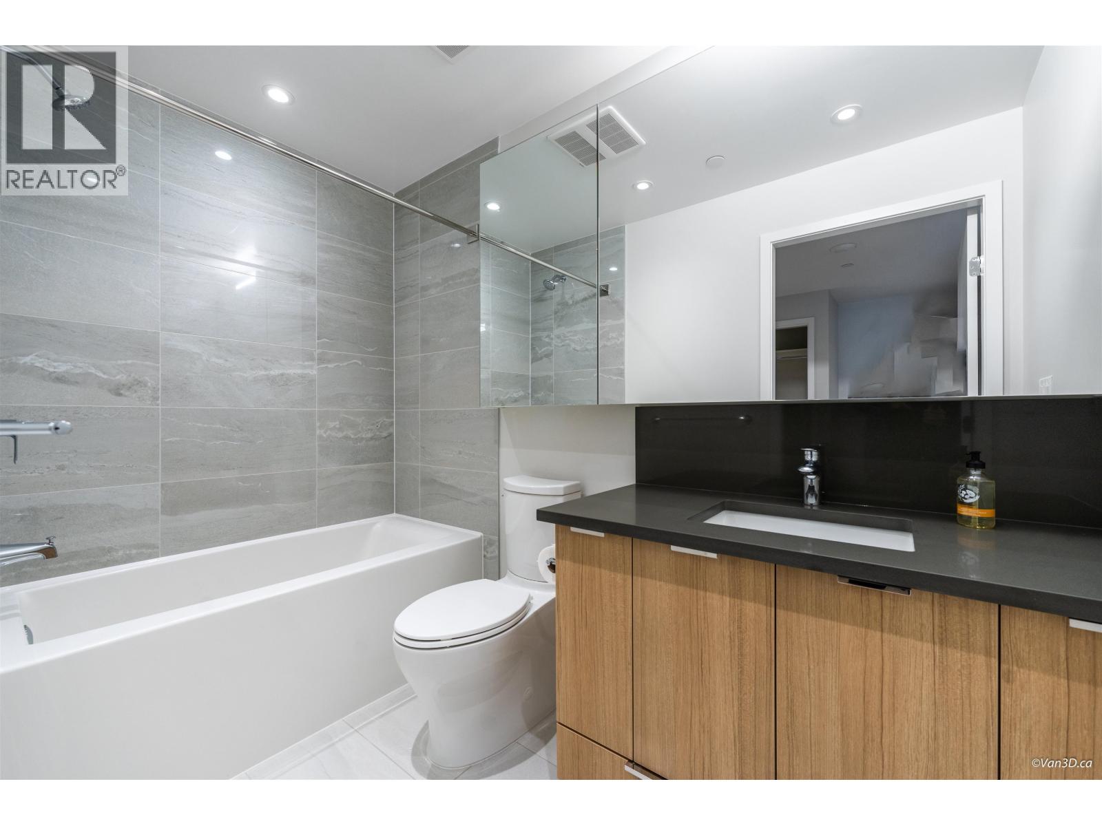 1205 3430 E Kent Avenue South, Vancouver, British Columbia  V5S 0G7 - Photo 15 - R3081266