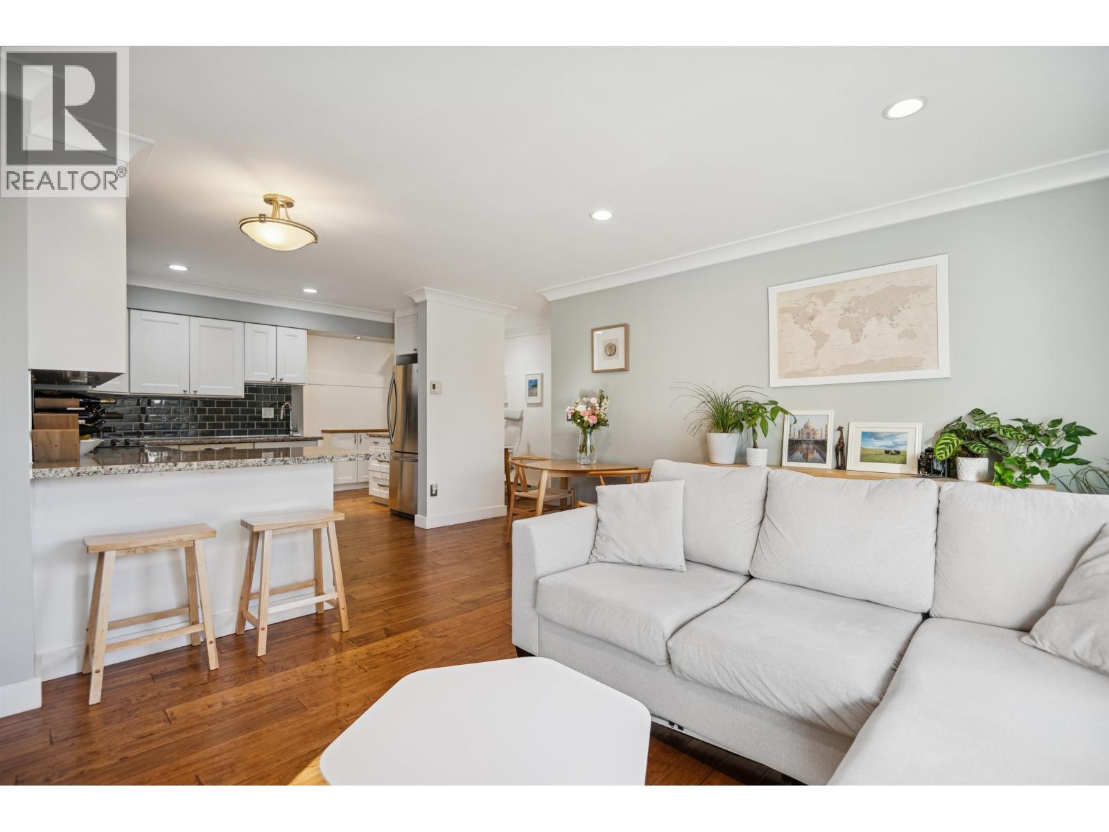 202 1157 Nelson Street, Vancouver, British Columbia  V6E 1J3 - Photo 4 - R3081353