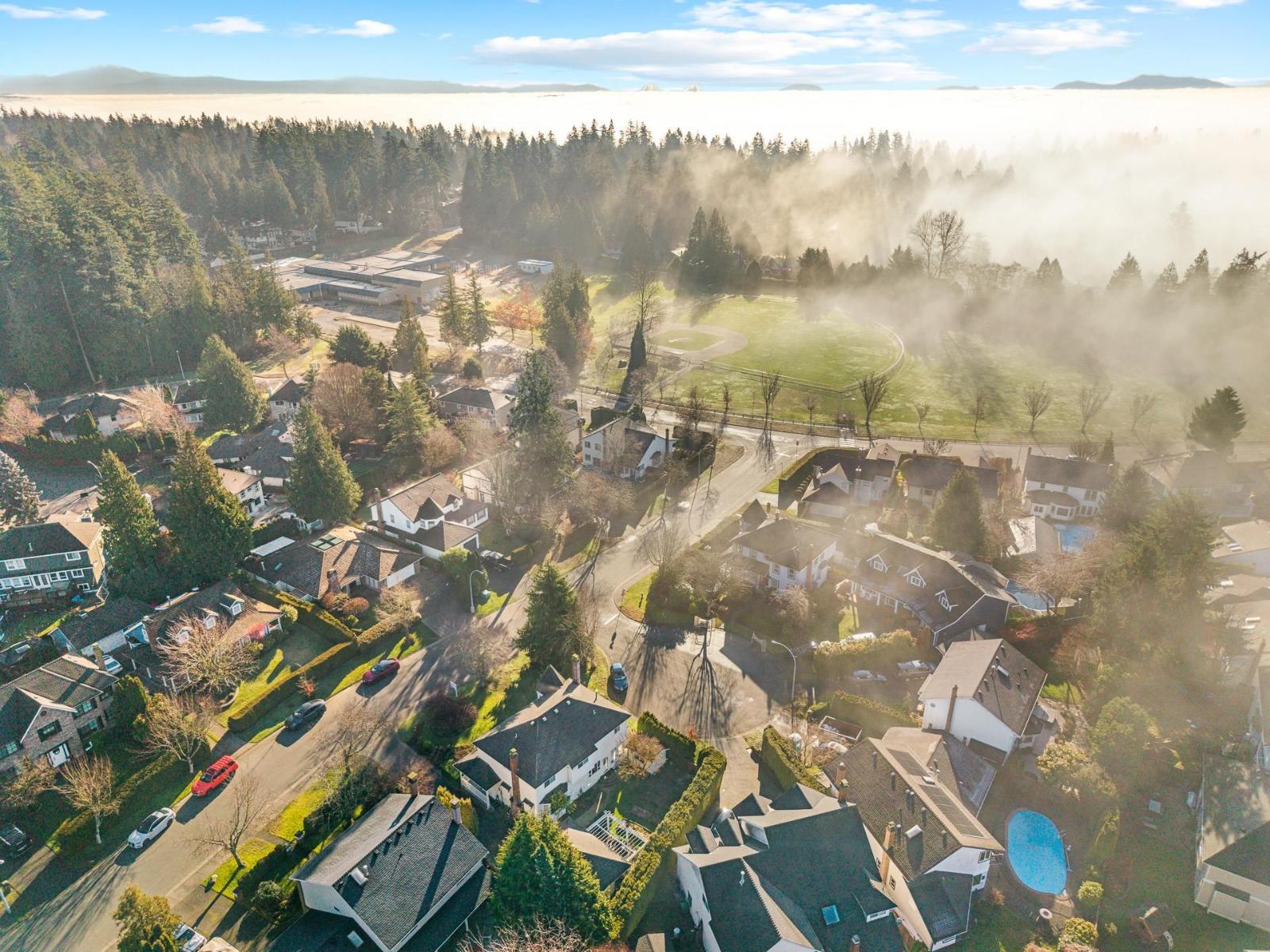 1911 131 Street, Surrey, British Columbia  V4A 7P1 - Photo 2 - R3080562