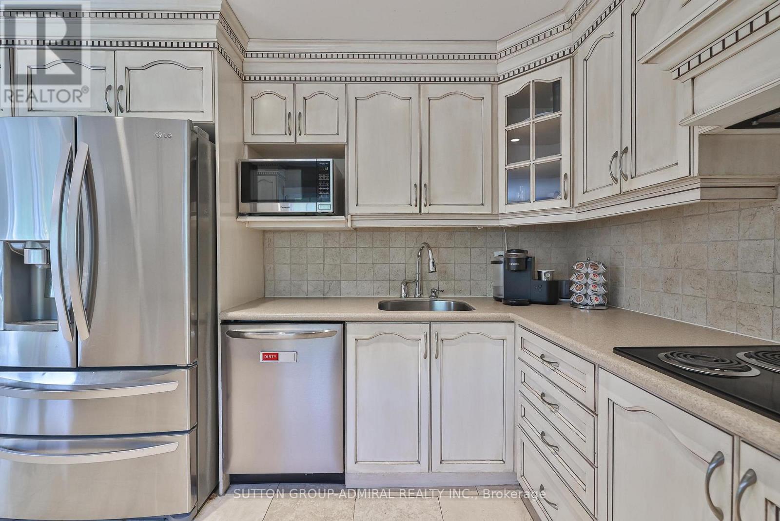 19 Bevshire Circle, Vaughan, Ontario  L4J 5B3 - Photo 19 - N12715820