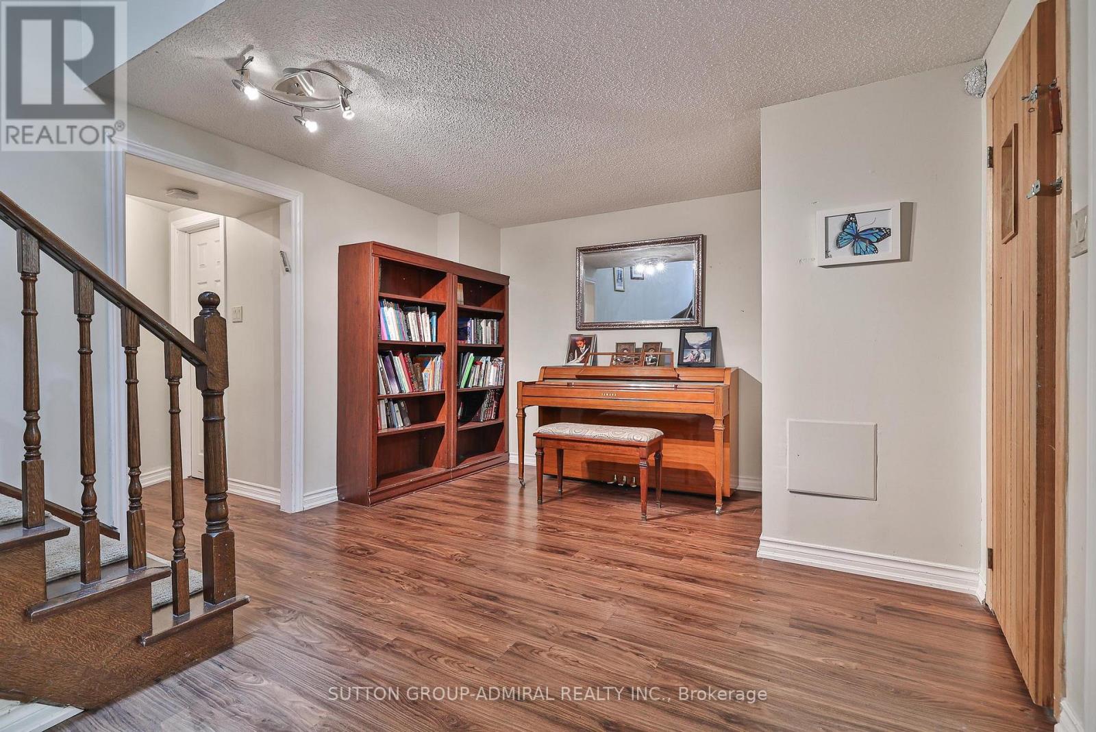 19 Bevshire Circle, Vaughan, Ontario  L4J 5B3 - Photo 35 - N12715820