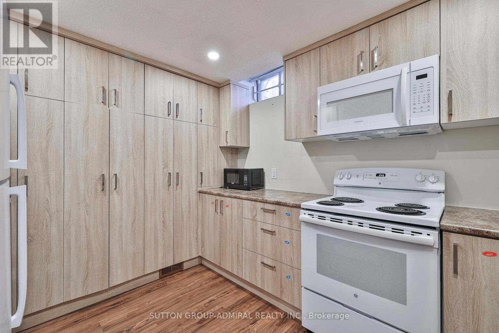 19 Bevshire Circle, Vaughan, Ontario  L4J 5B3 - Photo 39 - N12715820