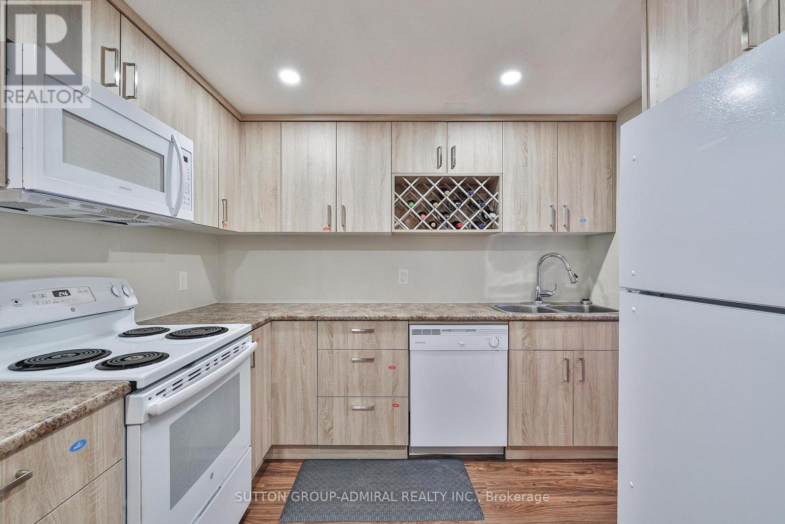 19 Bevshire Circle, Vaughan, Ontario  L4J 5B3 - Photo 40 - N12715820