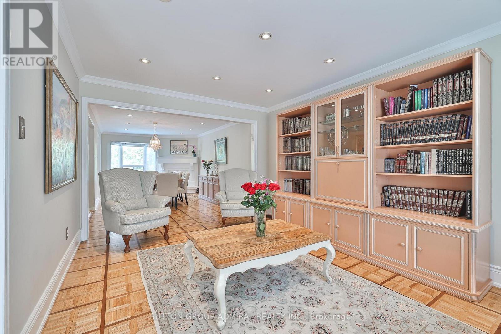 19 Bevshire Circle, Vaughan, Ontario  L4J 5B3 - Photo 7 - N12715820