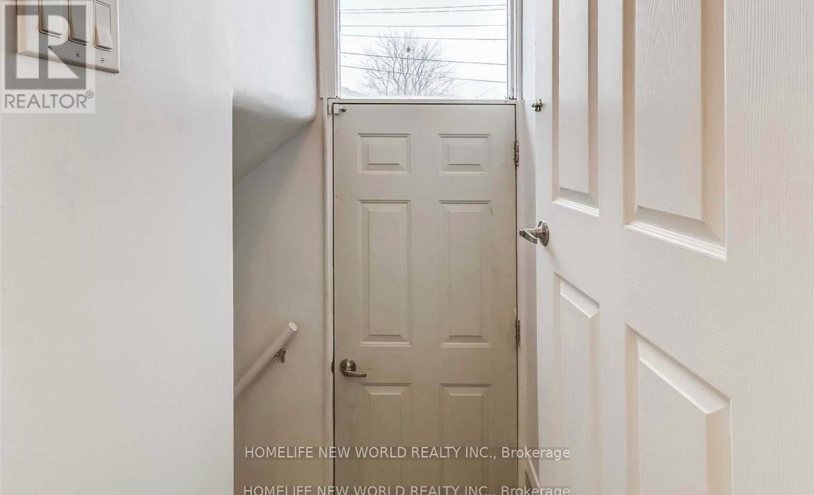 Basement - 399 Browndale Crescent, Richmond Hill, Ontario  L4C 3H9 - Photo 3 - N12715830