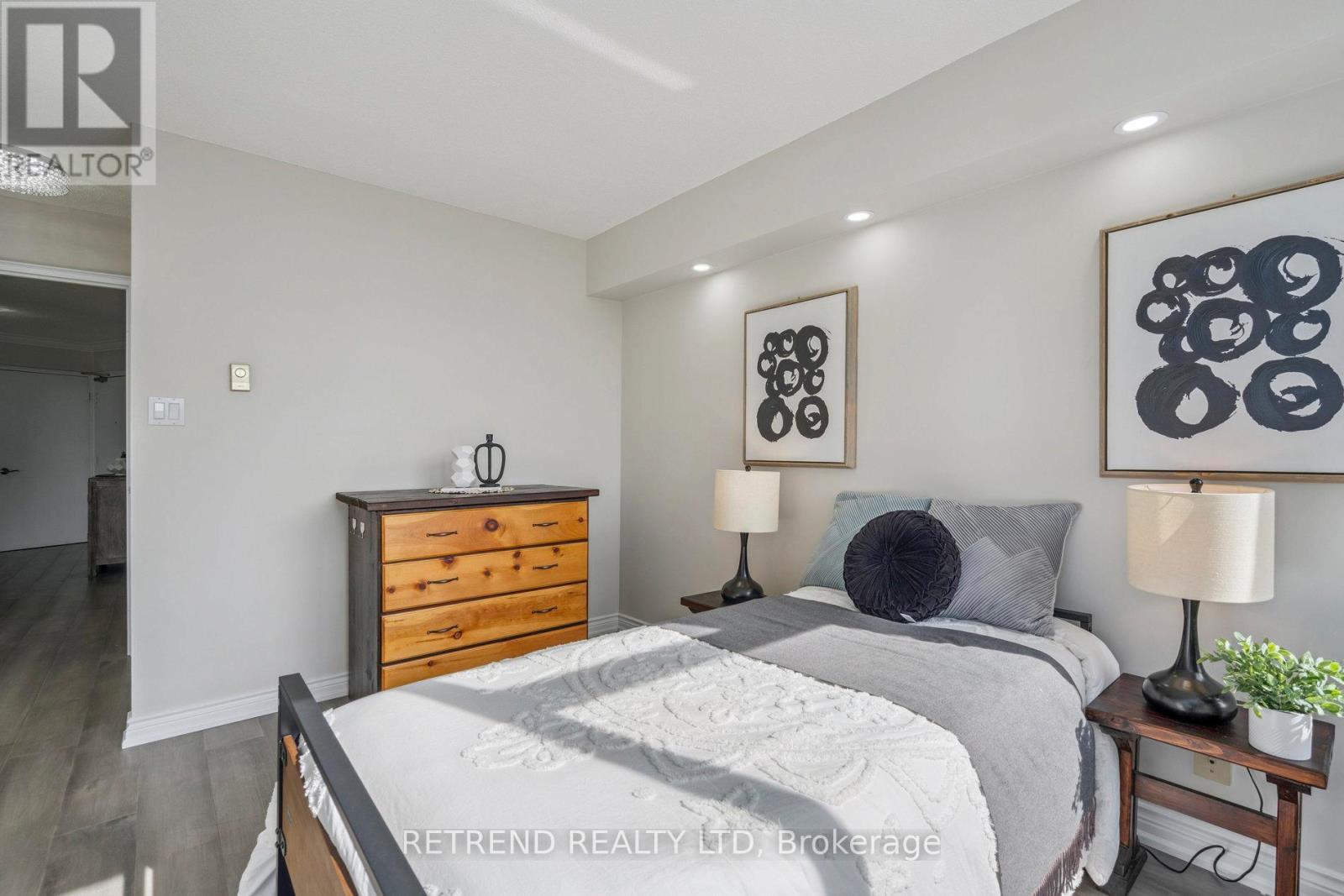 826 - 32 Clarissa Drive, Richmond Hill, Ontario  L4C 9R7 - Photo 28 - N12715832