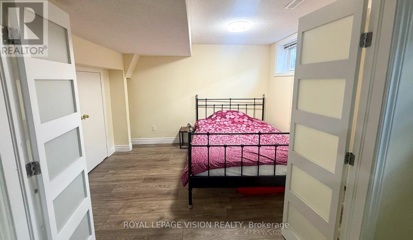 320 Mountainash Road, Brampton, Ontario  L6R 3K6 - Photo 16 - W12715854