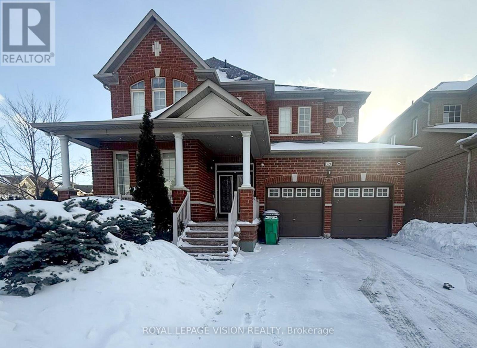 320 Mountainash Road, Brampton, Ontario  L6R 3K6 - Photo 2 - W12715854