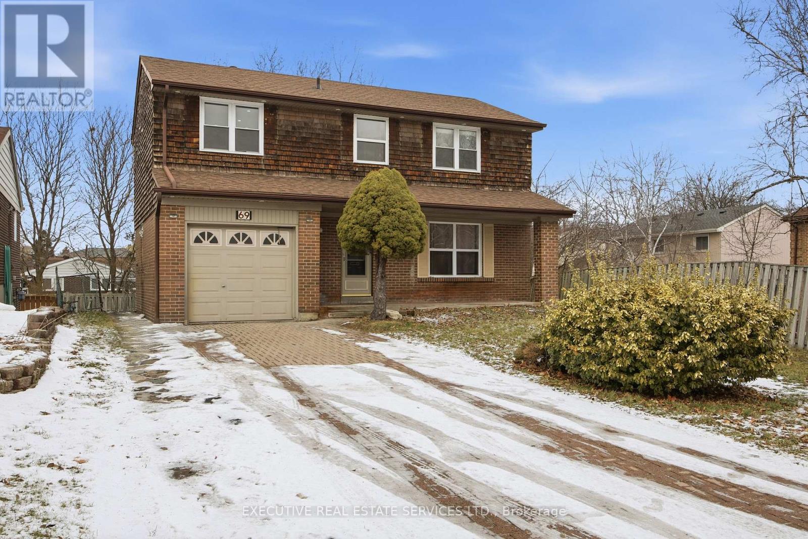 69 Lorraine Crescent, Brampton, Ontario  L6S 2R6 - Photo 5 - W12715856