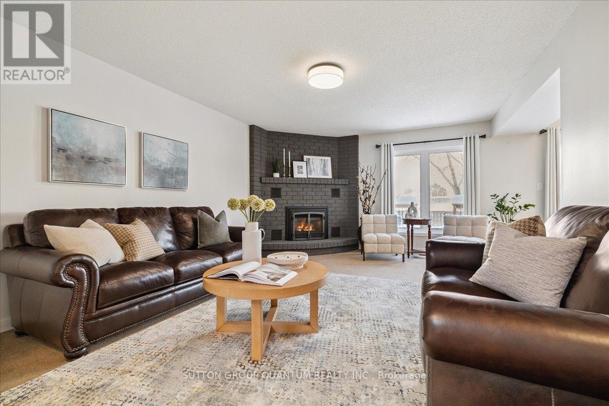 32 Capri Street, Thorold, Ontario  L2V 4S8 - Photo 3 - X12715838