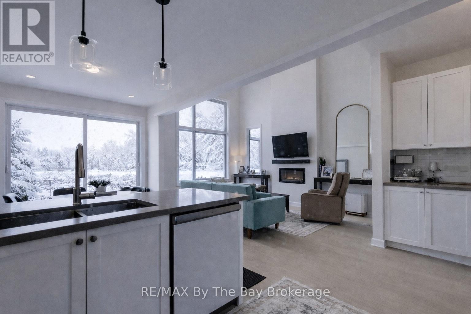 33 Nicort Road, Wasaga Beach, Ontario  L9Z 1J7 - Photo 13 - S12715868