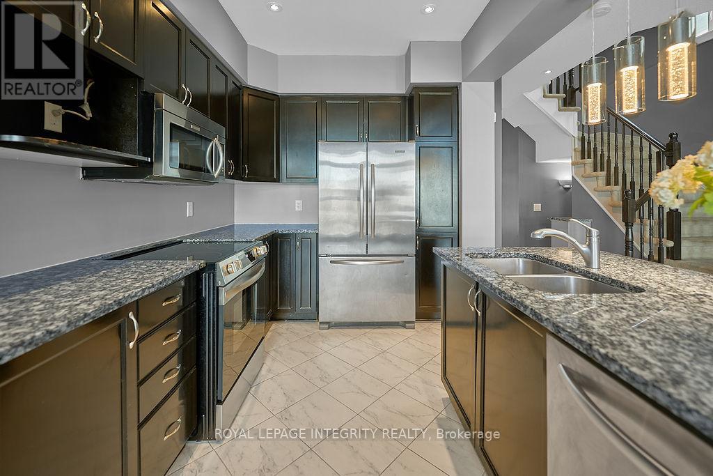 950 Fletcher Circle, Ottawa, Ontario  K2T 0B7 - Photo 14 - X12715880