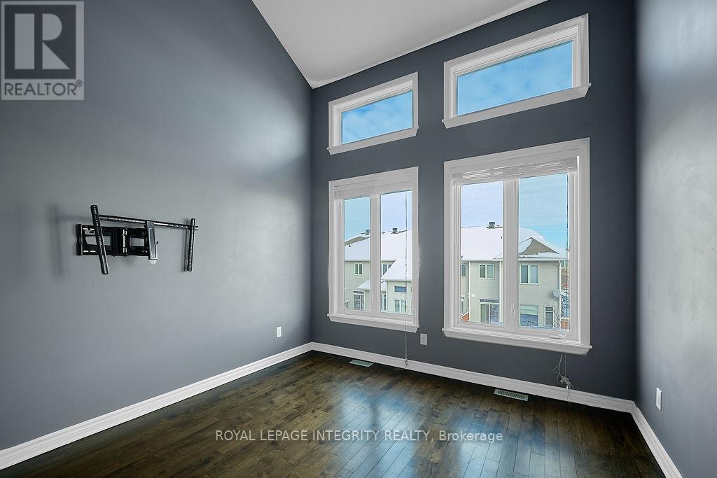 950 Fletcher Circle, Ottawa, Ontario  K2T 0B7 - Photo 23 - X12715880