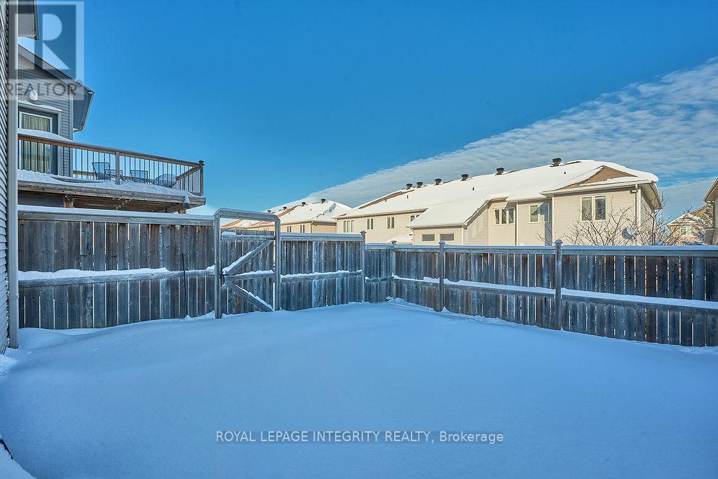 950 Fletcher Circle, Ottawa, Ontario  K2T 0B7 - Photo 49 - X12715880