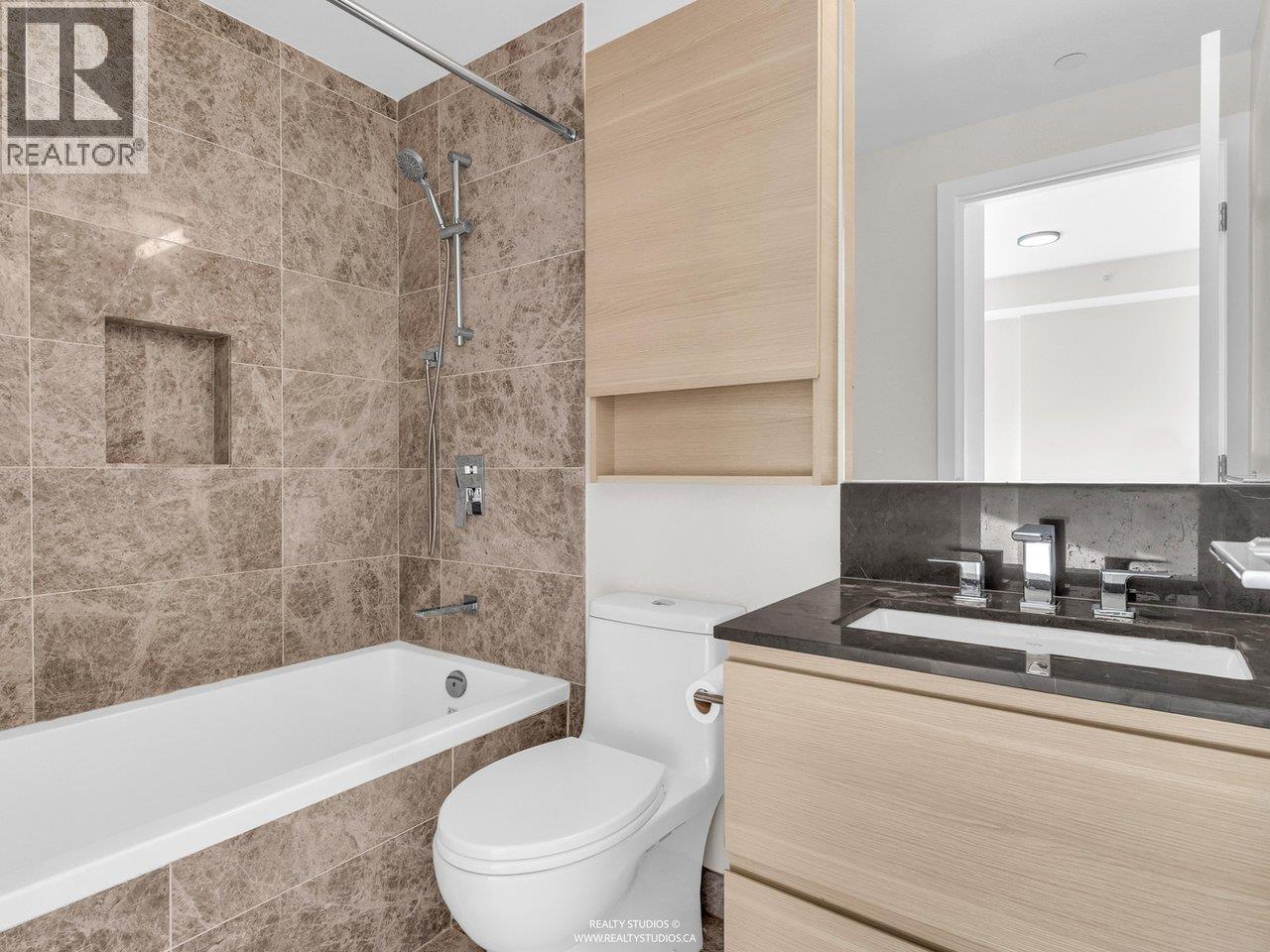 606 305 Morrissey Road, Port Moody, British Columbia  V3H 0M3 - Photo 7 - R3081360