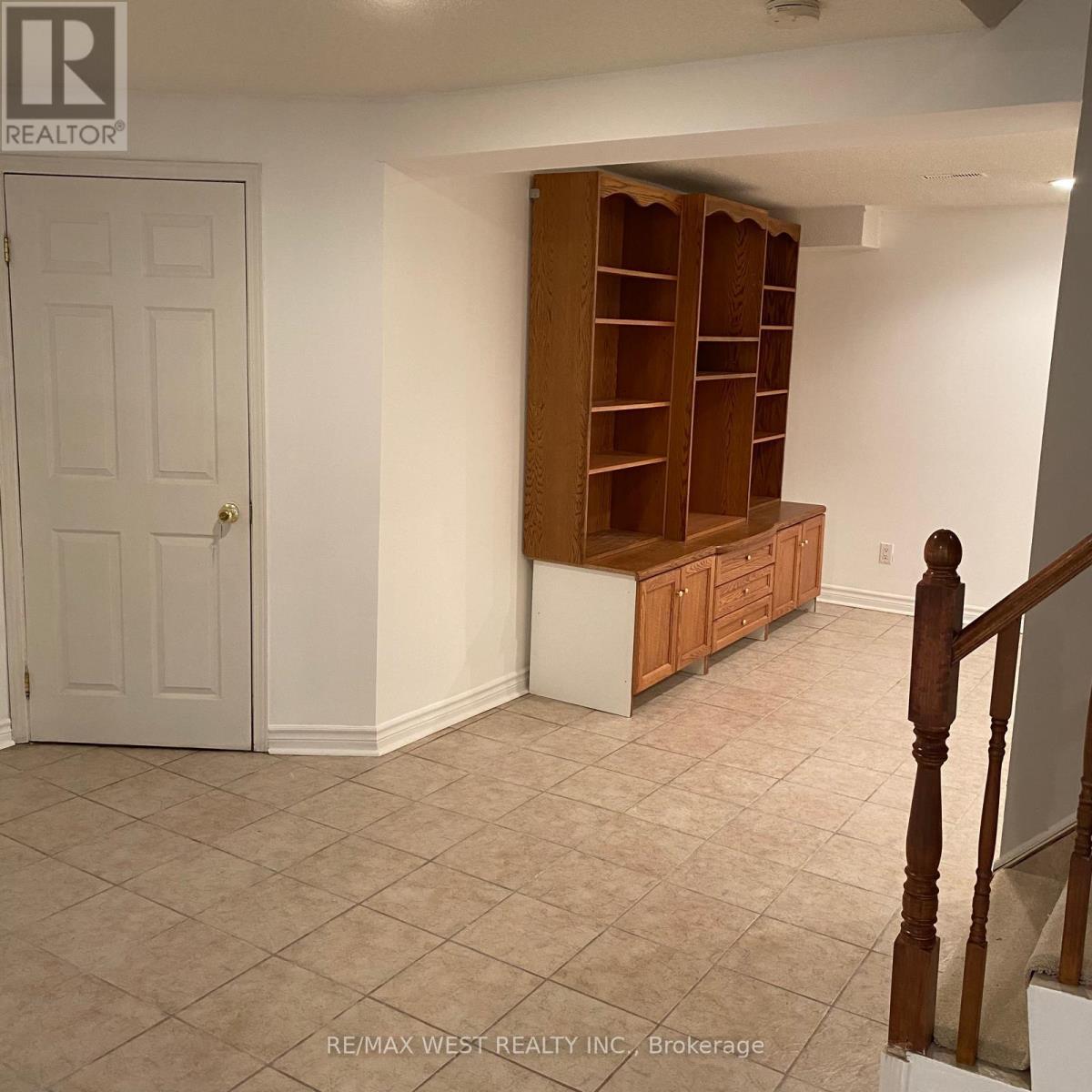 106 O'connor Crescent, Richmond Hill, Ontario  L4C 7N7 - Photo 24 - N12715872