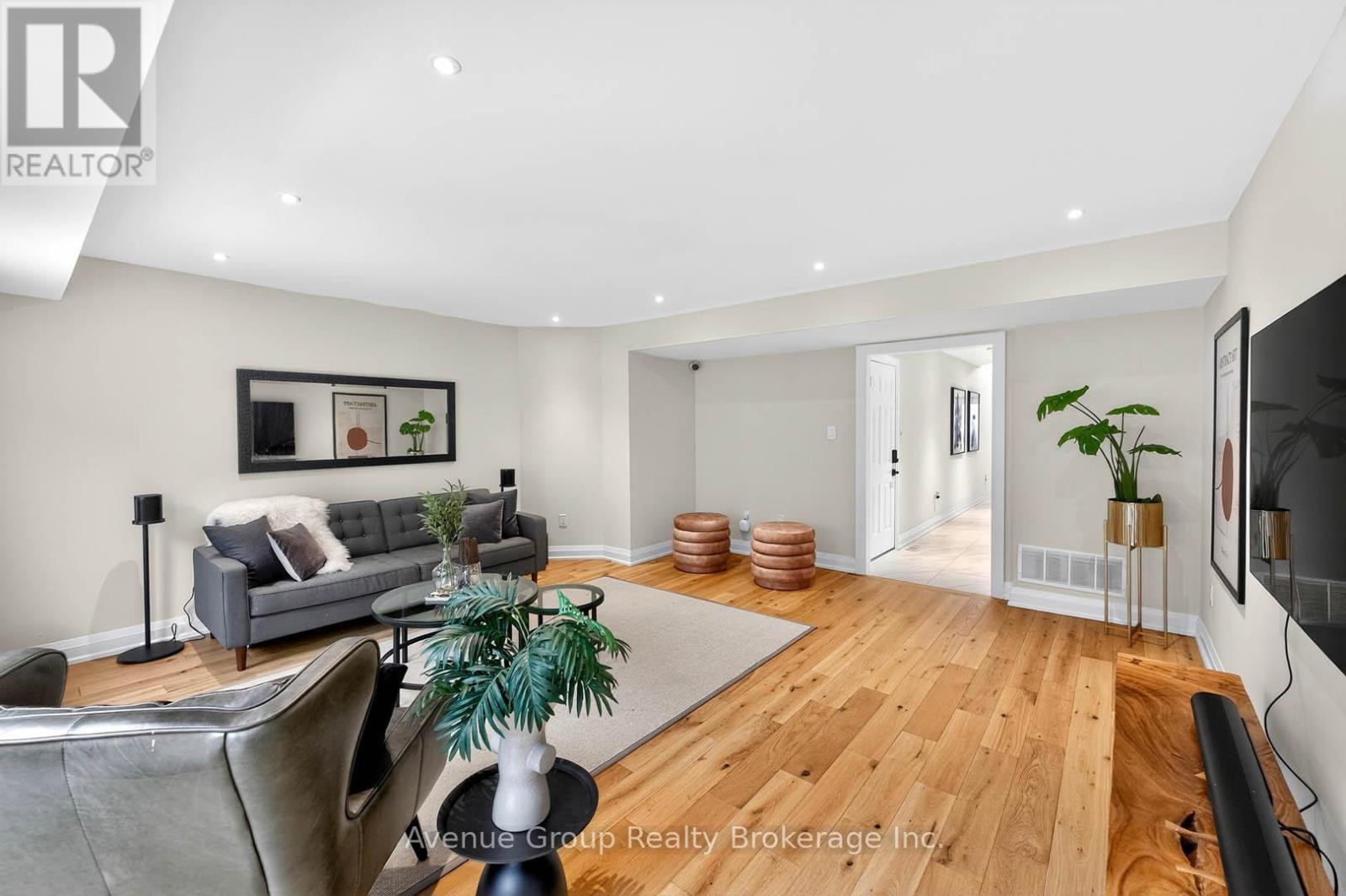 919 Isaac Phillips Way, Newmarket, Ontario  L3X 0M7 - Photo 44 - N12715892