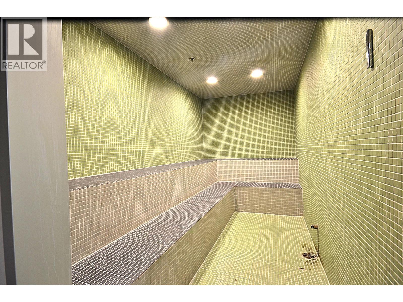 602 2979 Glen Drive, Coquitlam, British Columbia  V3B 0B2 - Photo 29 - R3078946