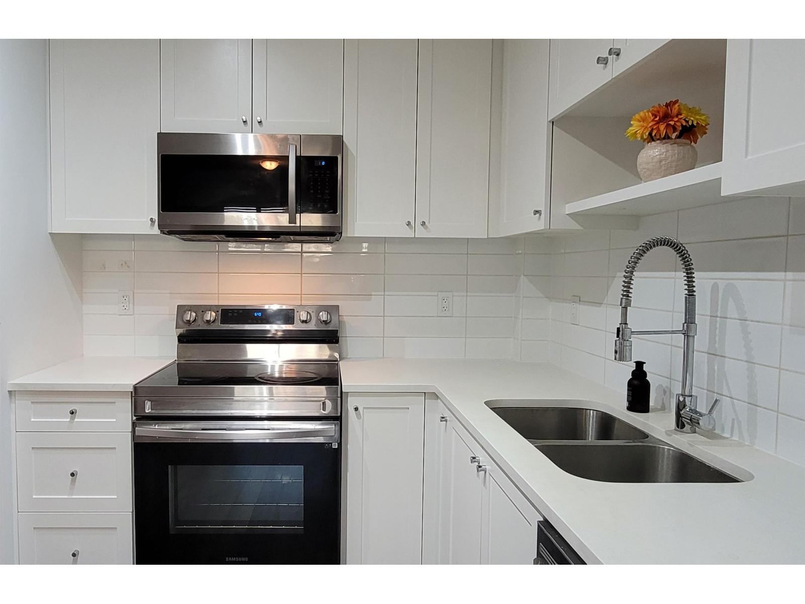 502 13623 81a Avenue, Surrey, British Columbia  V3W 3N7 - Photo 5 - R3080879