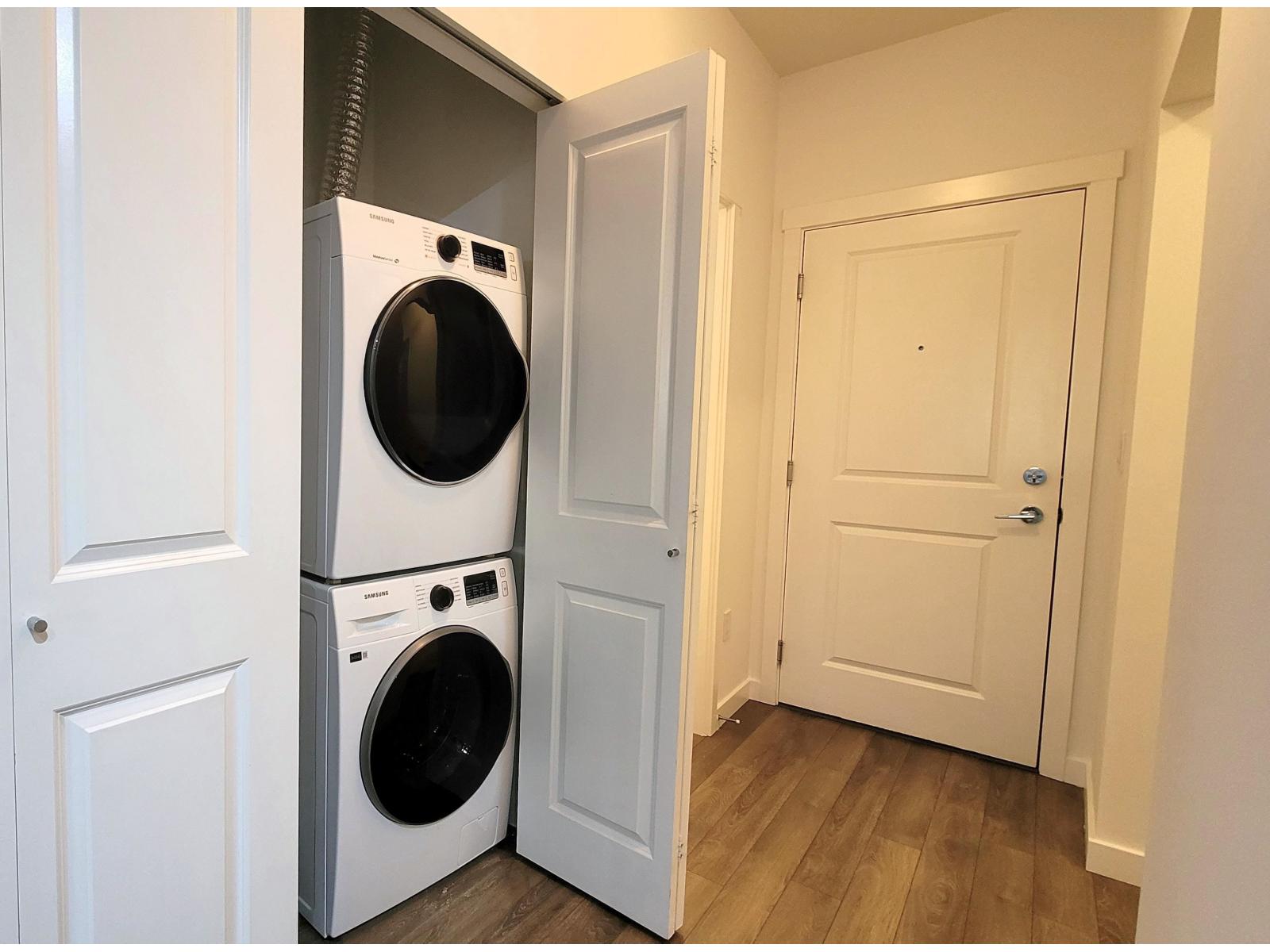 502 13623 81a Avenue, Surrey, British Columbia  V3W 3N7 - Photo 3 - R3080879