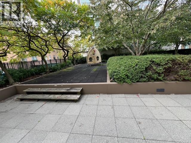 101 1068 W Broadway, Vancouver, British Columbia  V6H 0A7 - Photo 25 - C8075321