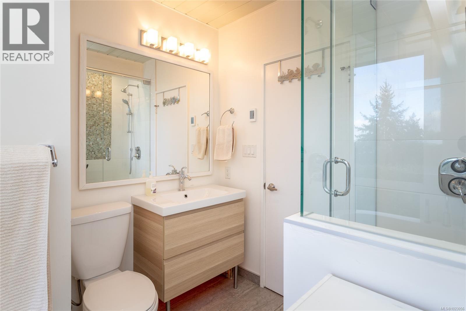 5150 Polson Terr, Saanich, British Columbia  V8Y 2C4 - Photo 23 - 1023056