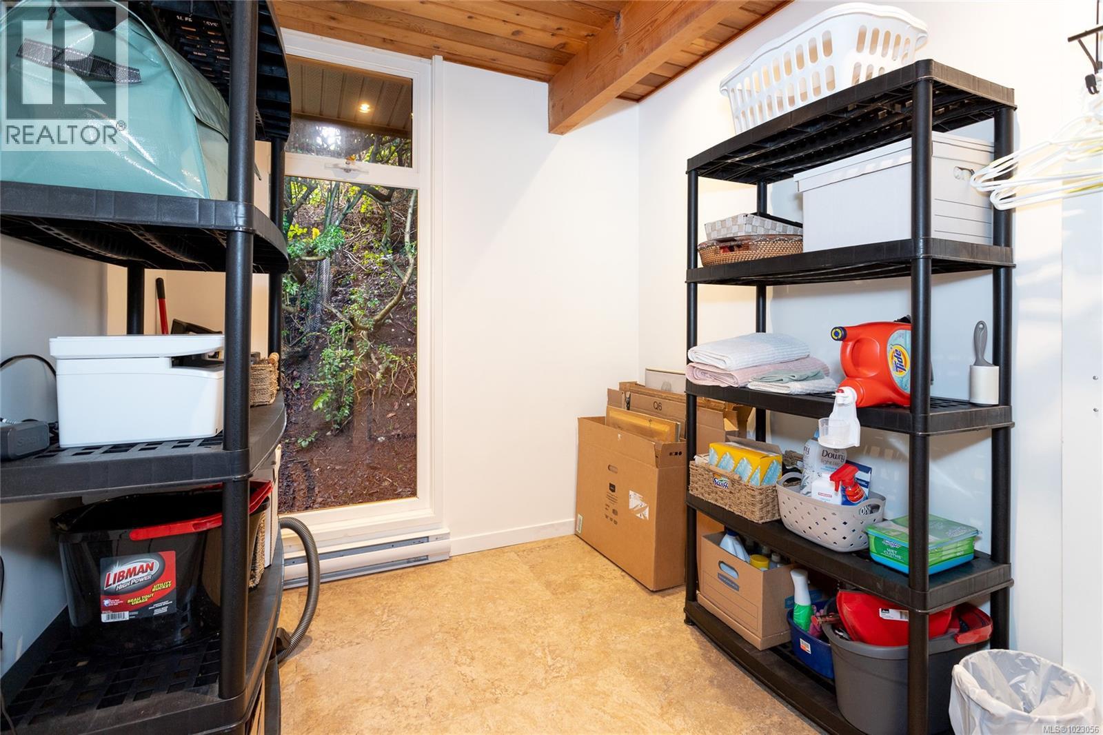 5150 Polson Terr, Saanich, British Columbia  V8Y 2C4 - Photo 26 - 1023056