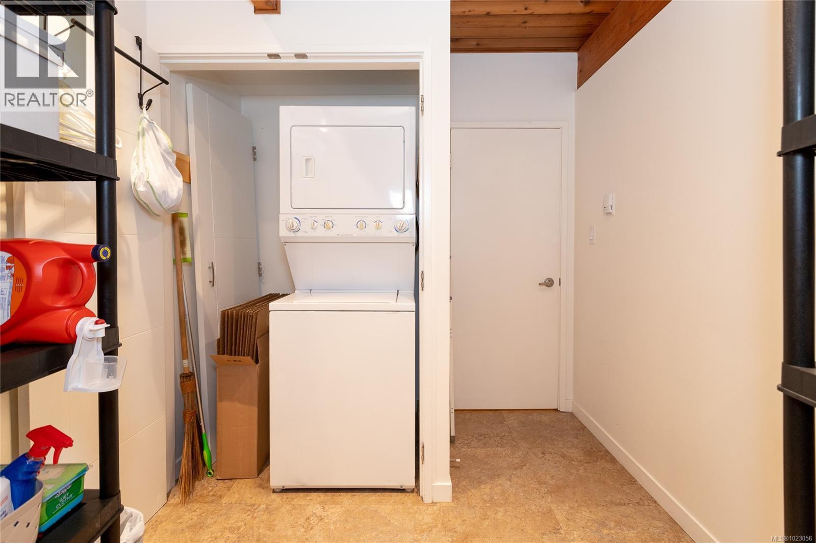 5150 Polson Terr, Saanich, British Columbia  V8Y 2C4 - Photo 27 - 1023056