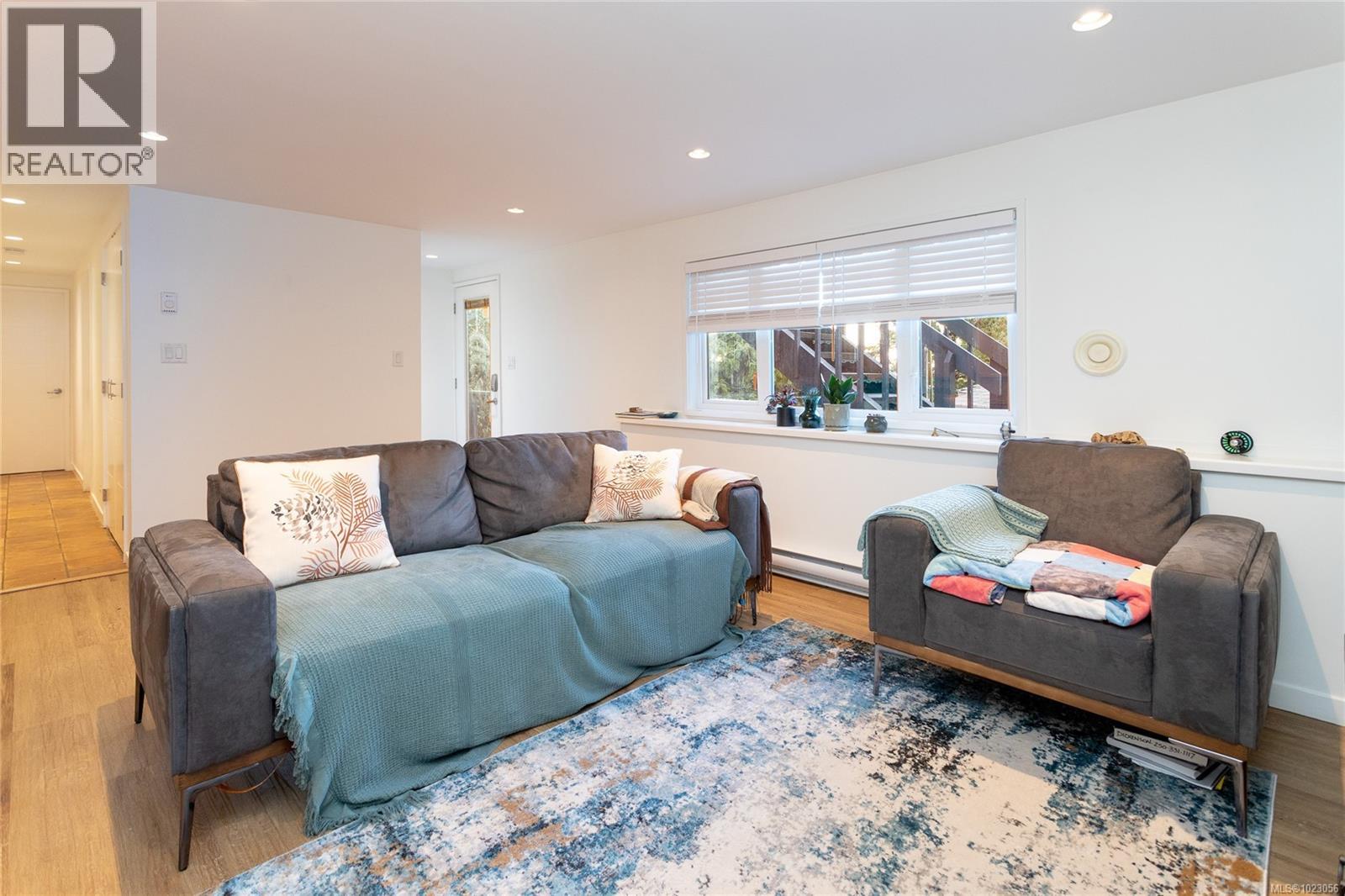 5150 Polson Terr, Saanich, British Columbia  V8Y 2C4 - Photo 29 - 1023056