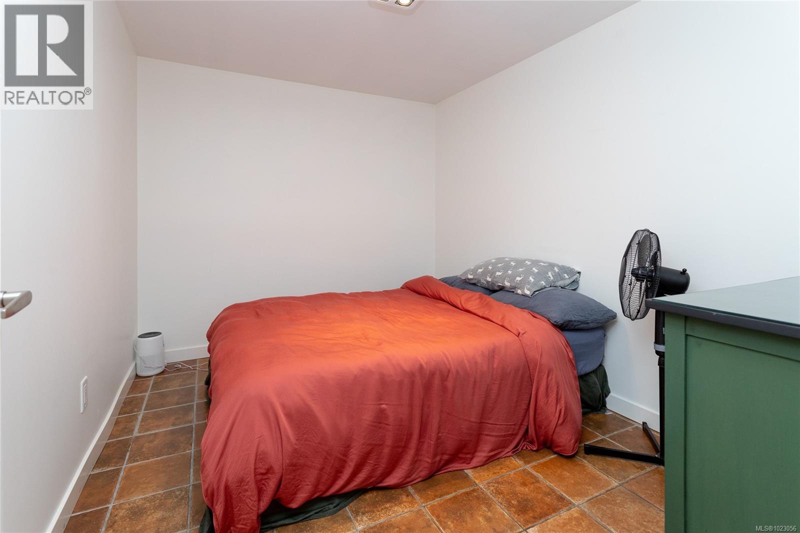 5150 Polson Terr, Saanich, British Columbia  V8Y 2C4 - Photo 36 - 1023056