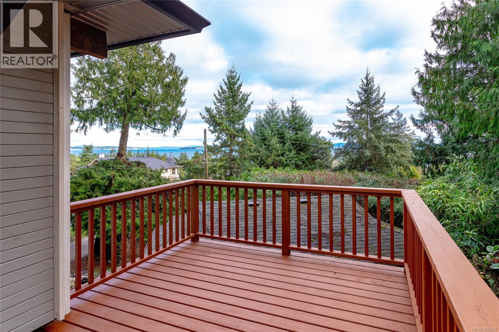 5150 Polson Terr, Saanich, British Columbia  V8Y 2C4 - Photo 40 - 1023056