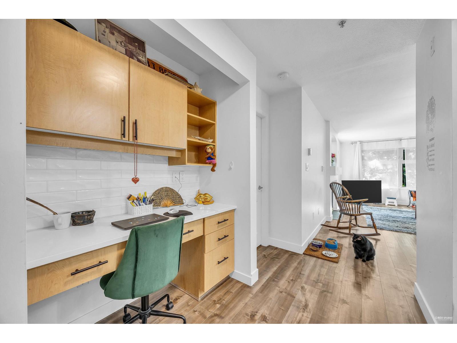 310 15220 E Guildford Drive, Surrey, British Columbia  V3R 0Y6 - Photo 2 - R3081767