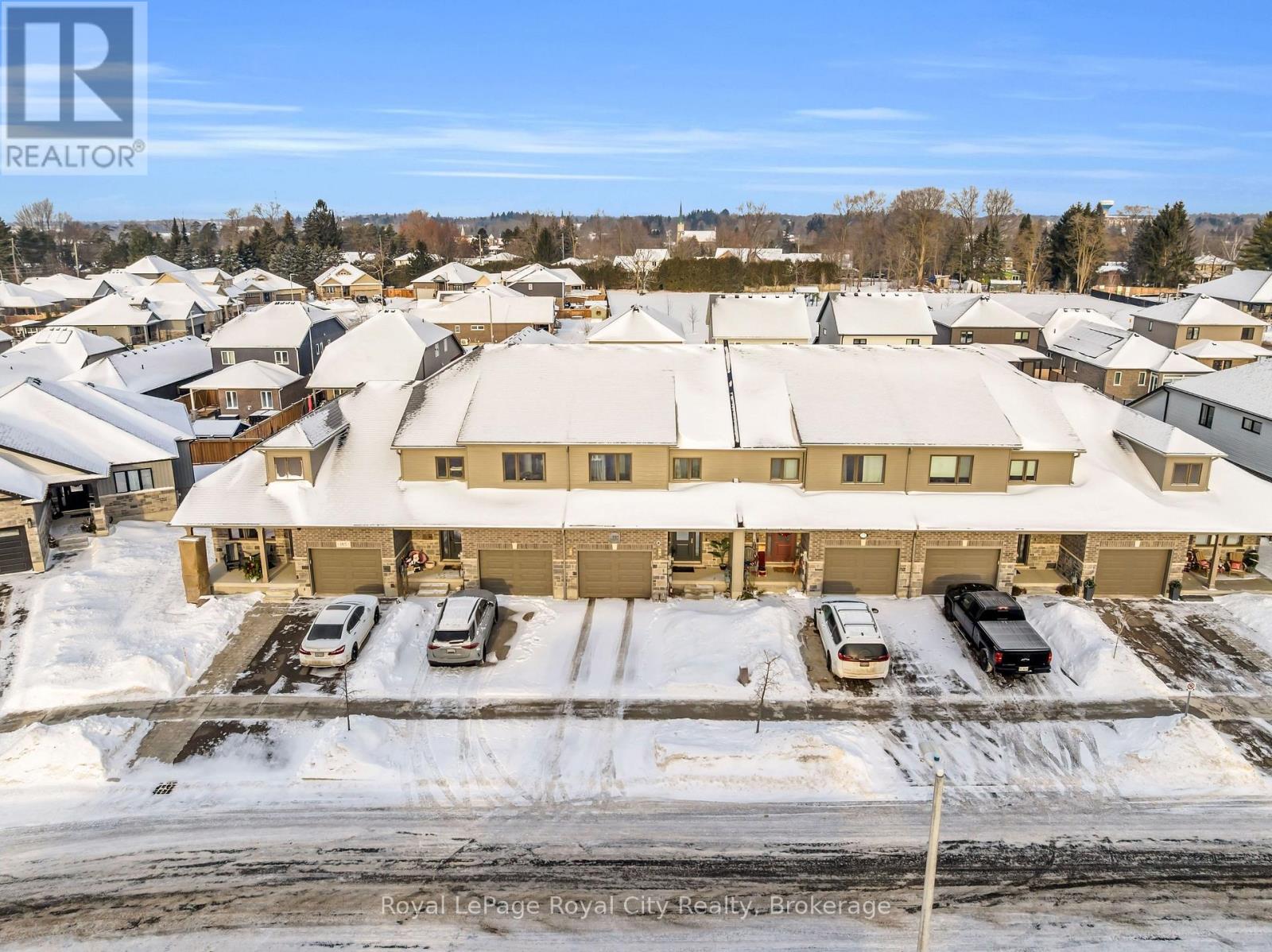 181 Halls Drive, Centre Wellington, Ontario N0B 1S0 - Photo 2 - X12715942