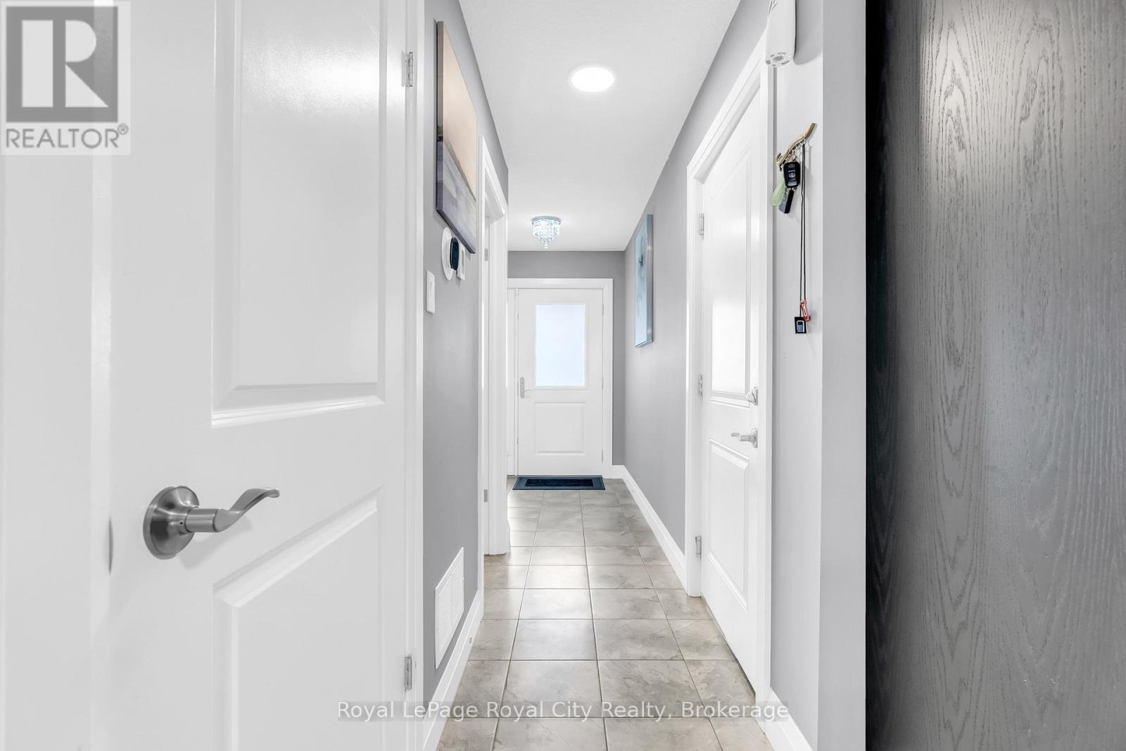 181 Halls Drive, Centre Wellington, Ontario N0B 1S0 - Photo 8 - X12715942