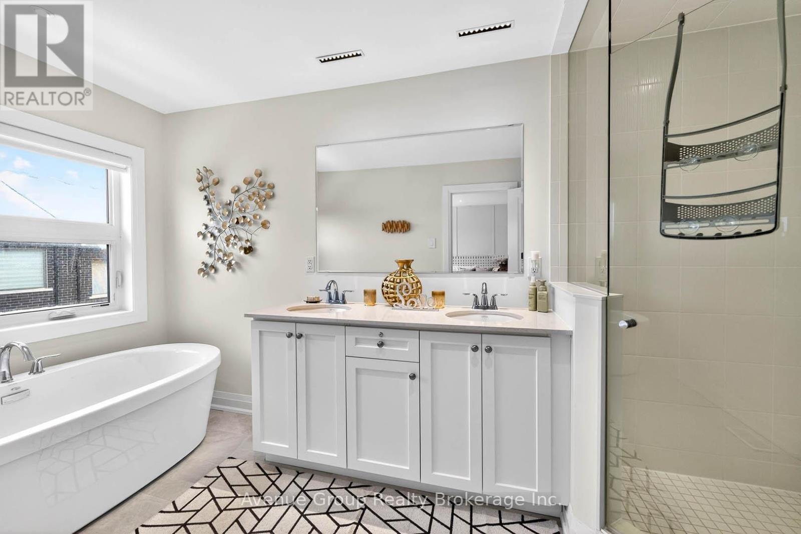 919 Isaac Phillips Way, Newmarket, Ontario  L3X 0M7 - Photo 26 - N12715892