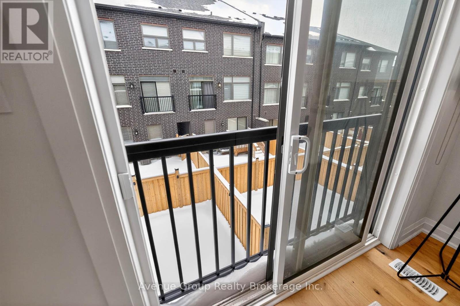 919 Isaac Phillips Way, Newmarket, Ontario  L3X 0M7 - Photo 13 - N12715892