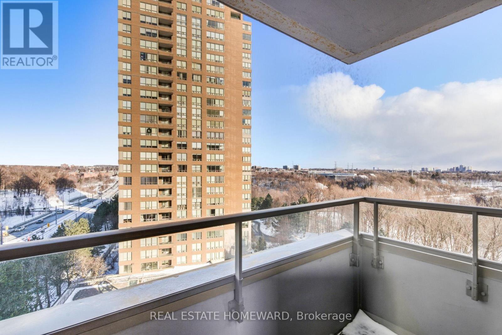 1006 - 215 Wynford Drive, Toronto, Ontario  M3C 3P5 - Photo 31 - C12713562