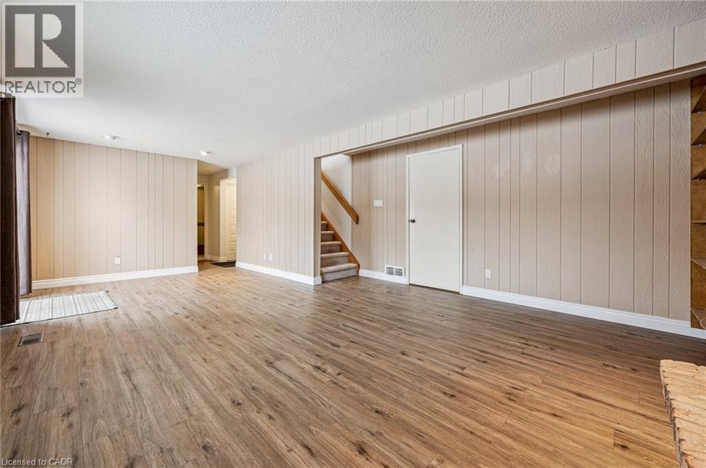 19 Broadview Court, Kitchener, Ontario  N2A 2X8 - Photo 27 - 40798739