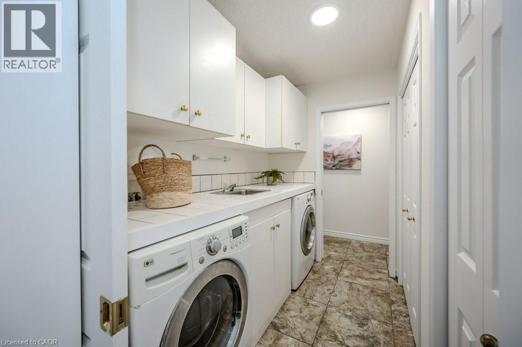 185 Wesley Crescent, Waterloo, Ontario  N2J 4G8 - Photo 13 - 40795987