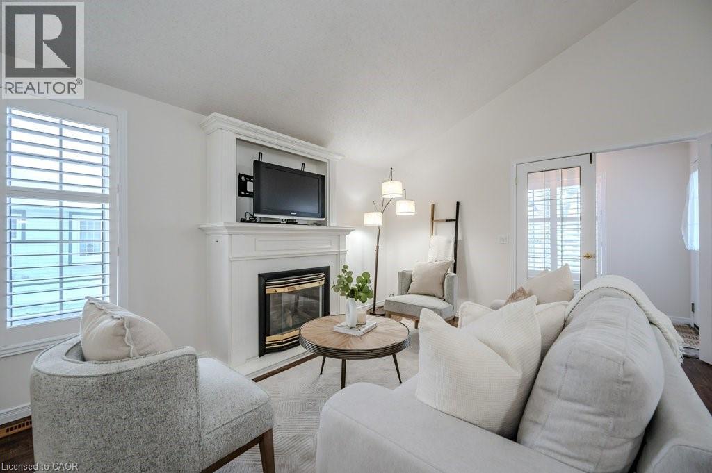 185 Wesley Crescent, Waterloo, Ontario  N2J 4G8 - Photo 4 - 40795987