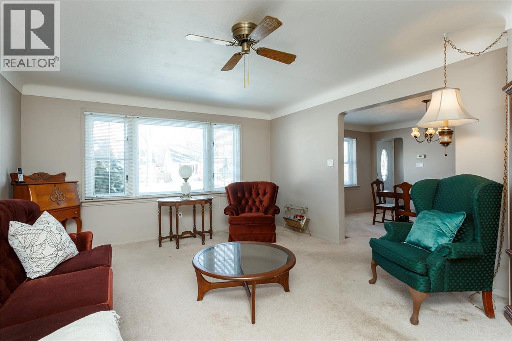 547 Superior Street, Sarnia, Ontario  N7T 7E7 - Photo 12 - 26001473