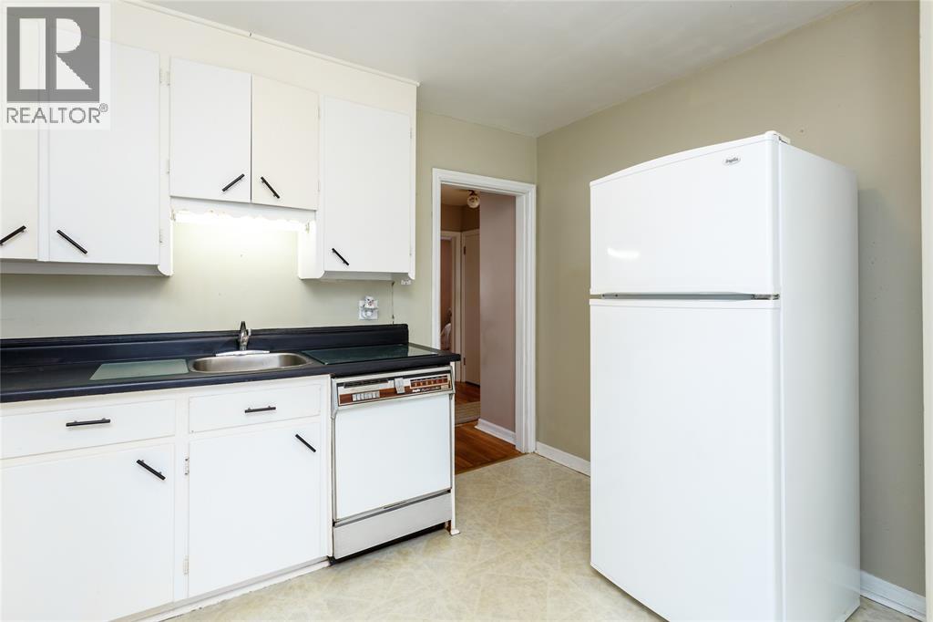 547 Superior Street, Sarnia, Ontario  N7T 7E7 - Photo 21 - 26001473