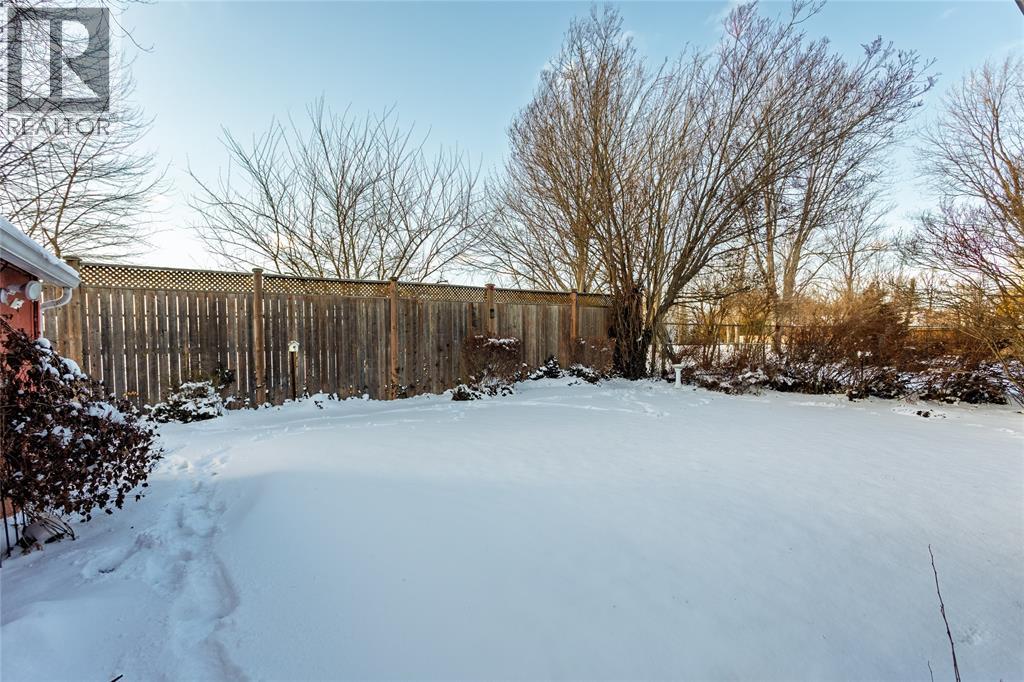 547 Superior Street, Sarnia, Ontario  N7T 7E7 - Photo 35 - 26001473