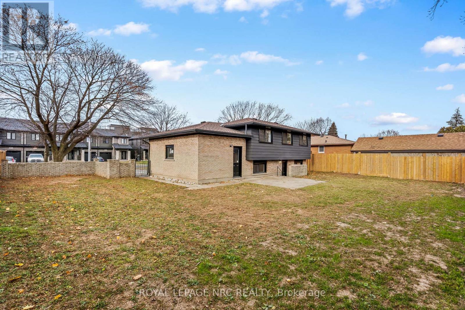 Upper - 4908 Pettit Avenue, Niagara Falls, Ontario  L2E 6L6 - Photo 25 - X12715964