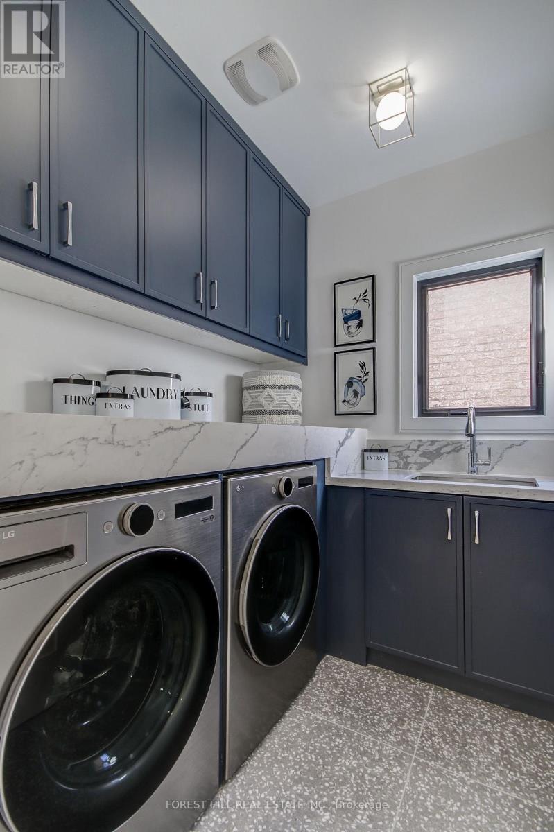 21 Foxley Street, Toronto, Ontario  M6J 1P9 - Photo 16 - C12715904