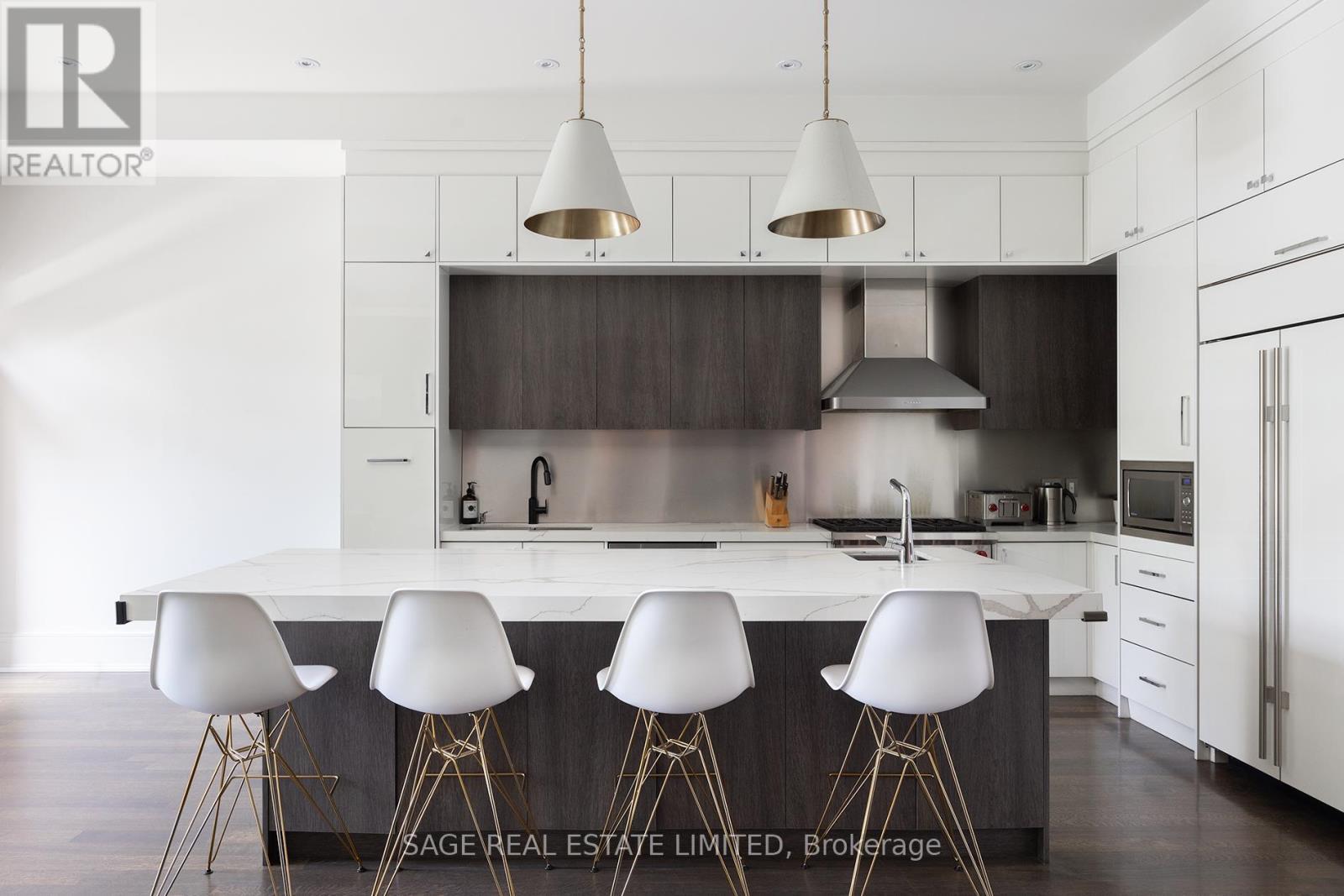 40 Hoyle Avenue, Toronto, Ontario  M4S 2X6 - Photo 10 - C12715944