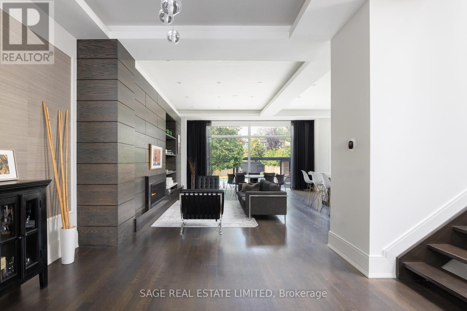 40 Hoyle Avenue, Toronto, Ontario  M4S 2X6 - Photo 6 - C12715944