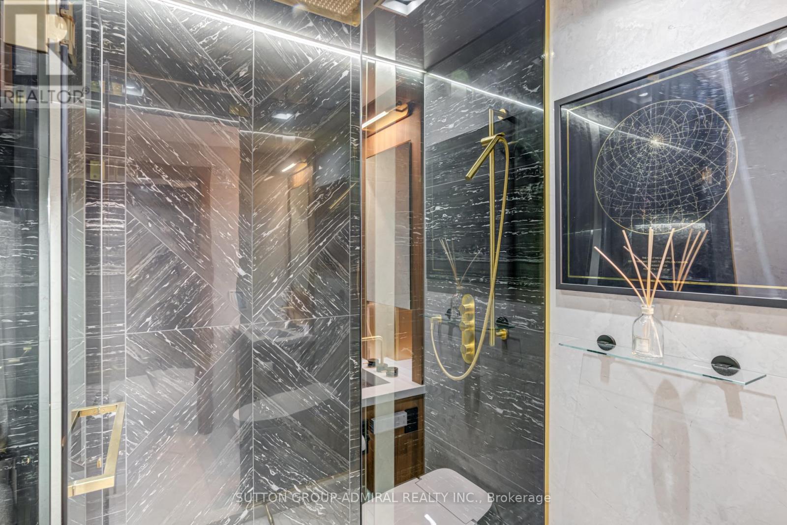 505 - 88 Cumberland Street, Toronto, Ontario  M5R 0C8 - Photo 18 - C12715966